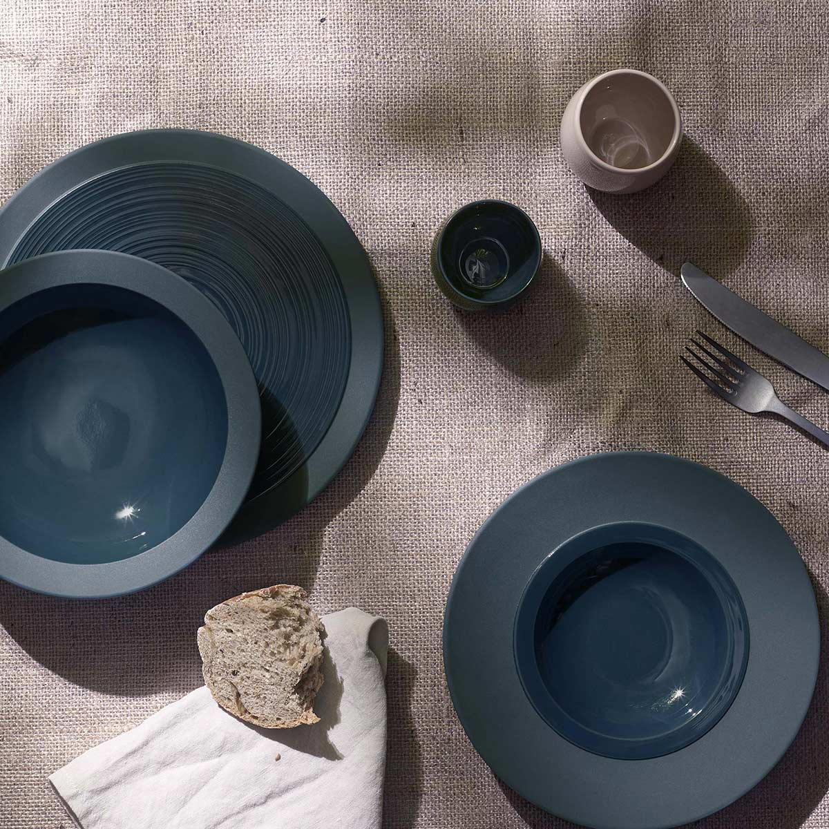 BAHIA BLEU DE ROCHE Assiette gourmet petit bassin 23 cm