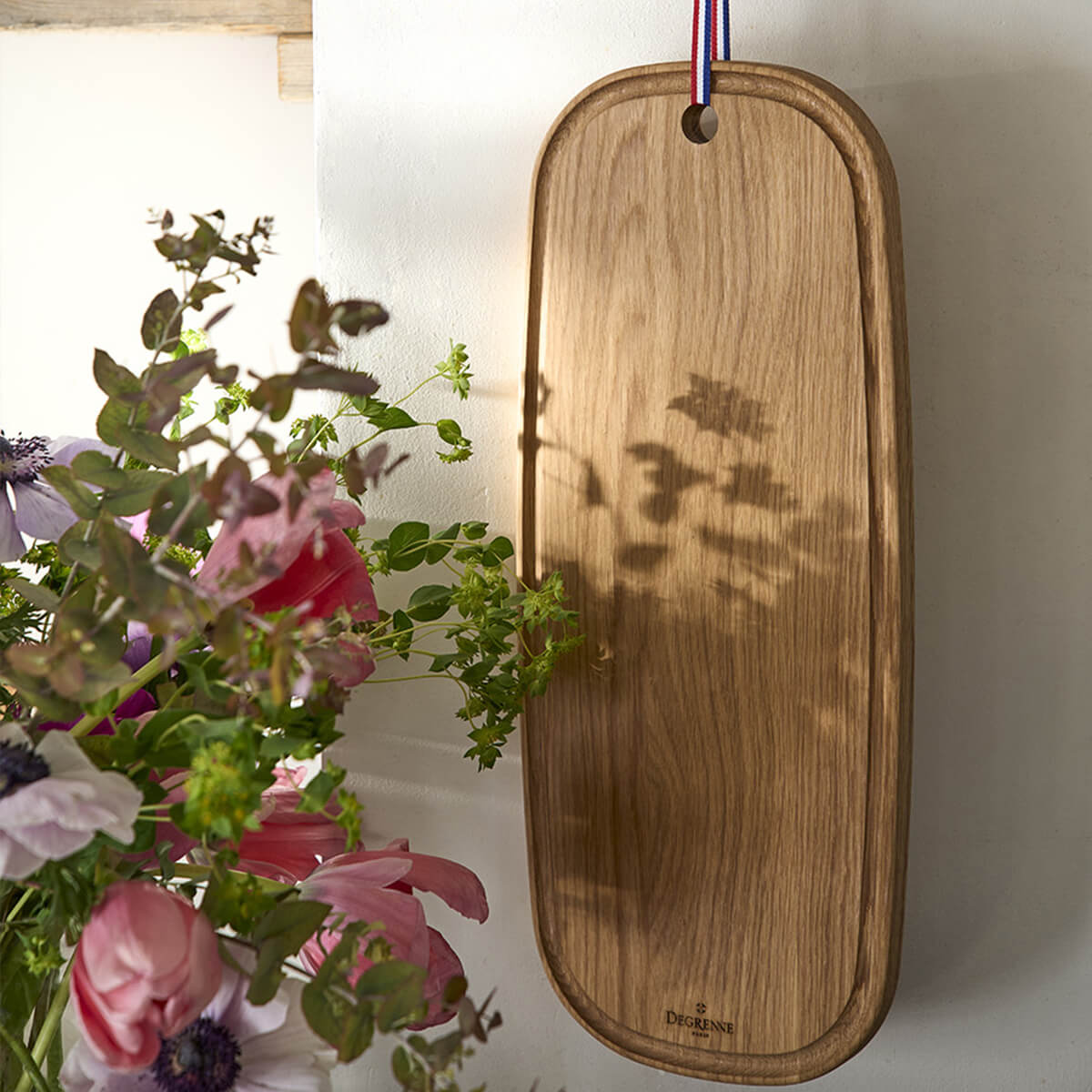 PLANCHES LES ESSENCES Planche à découper en chêne 50 x 21 cm