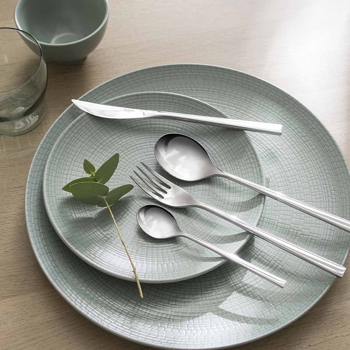 FUSE MIROIR Couteau de table monobloc lame scie