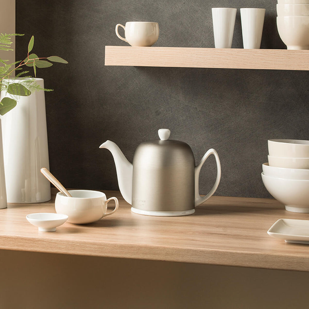 SALAM MINERALE Tea pot 4 cups zinc bell