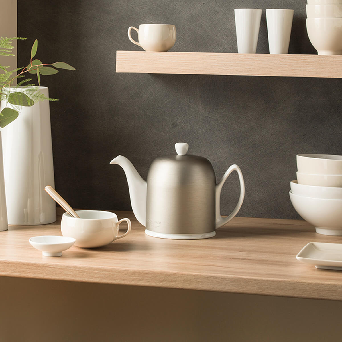 SALAM MINERALE Tea pot 4 cups zinc bell
